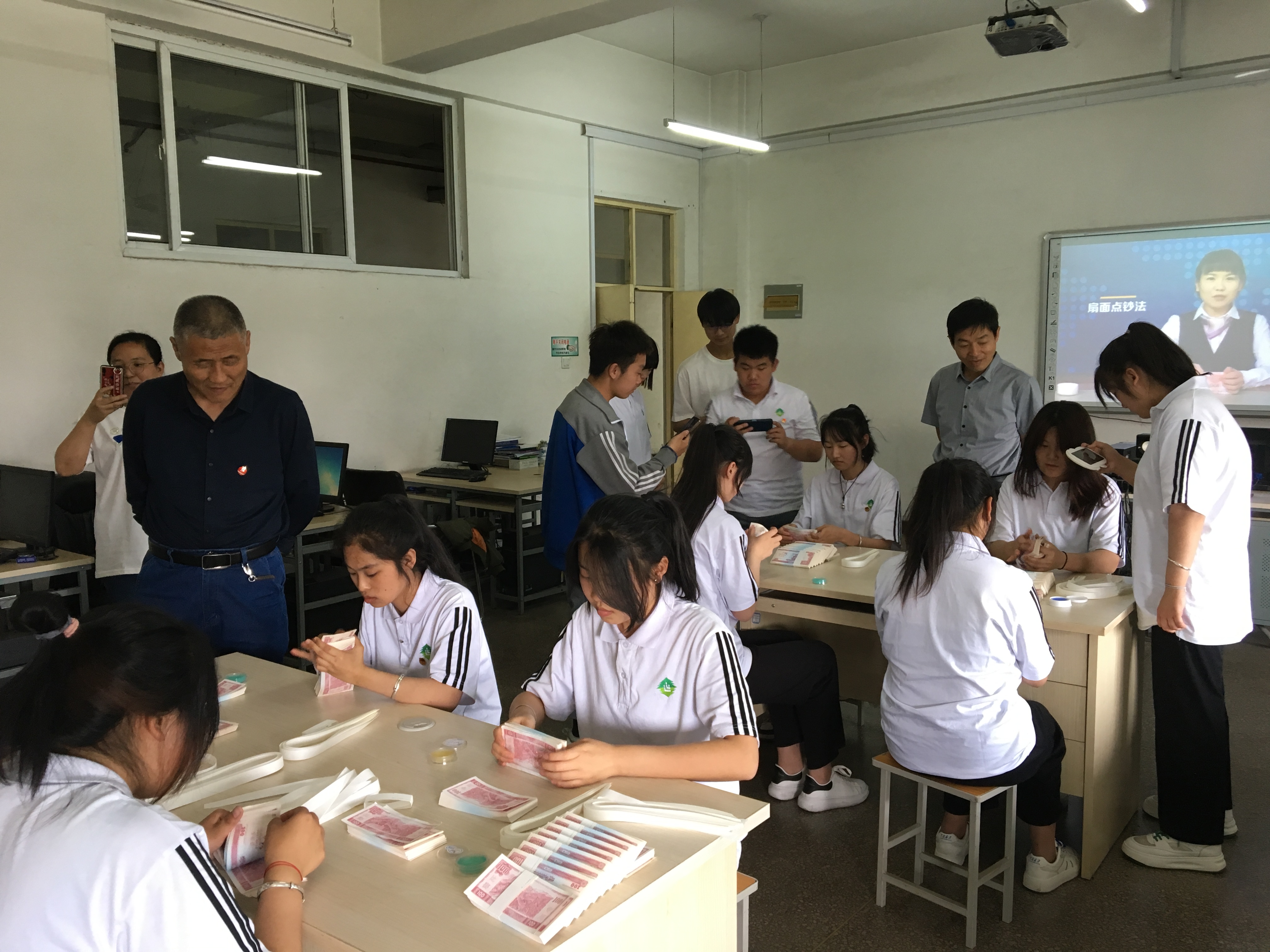 20220525180408.jpg 20220525180408.jpg