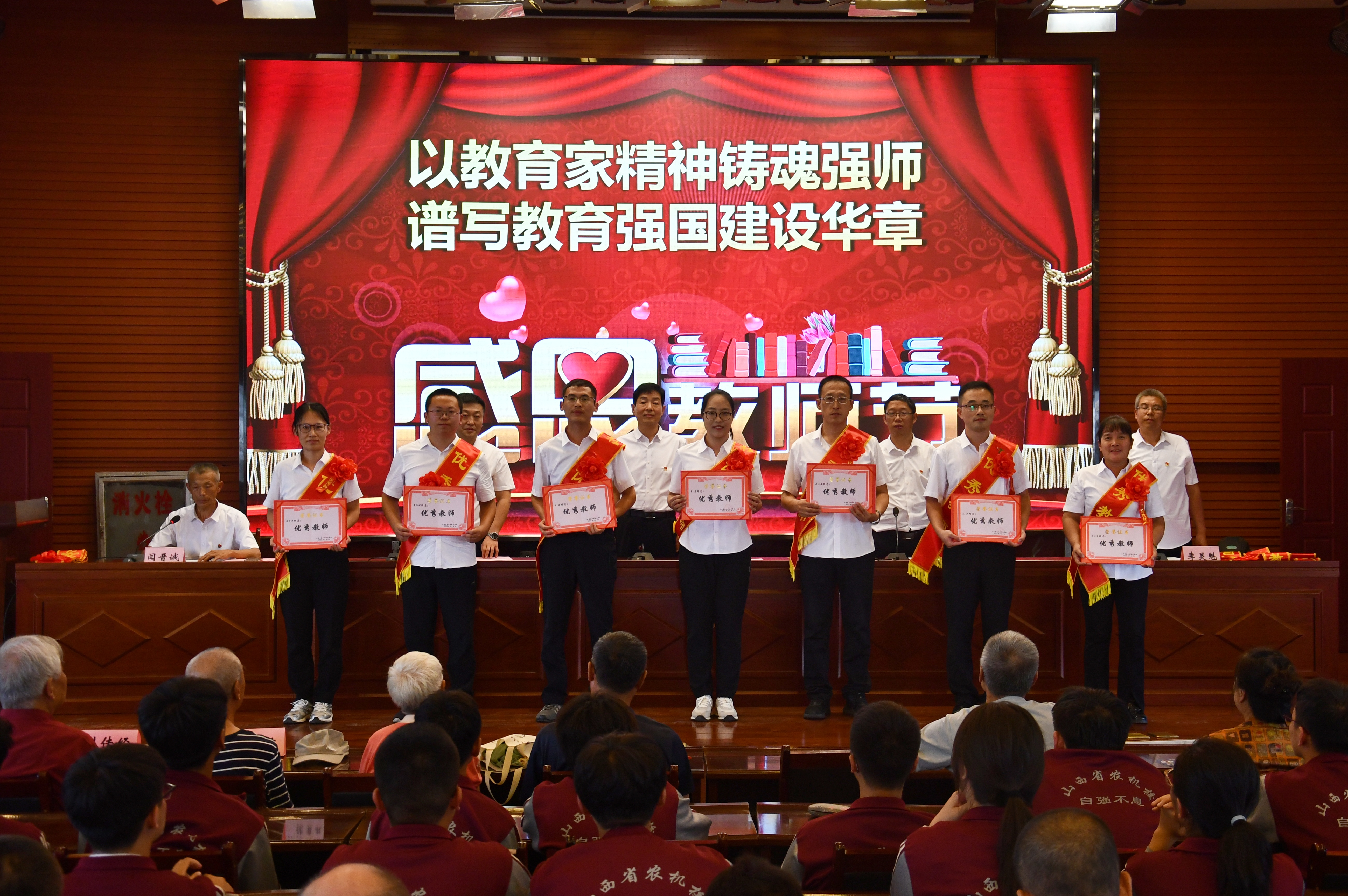 DSC_9990_副本.jpg DSC_9990_副本.jpg